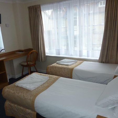 Carisbrooke Hotel Bournemouth Exterior photo