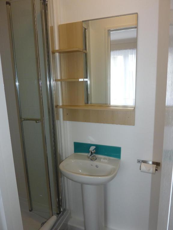 Carisbrooke Hotel Bournemouth Room photo